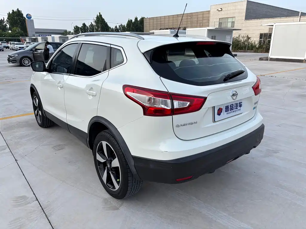 Nissan Qashqai 2017 — фото 3