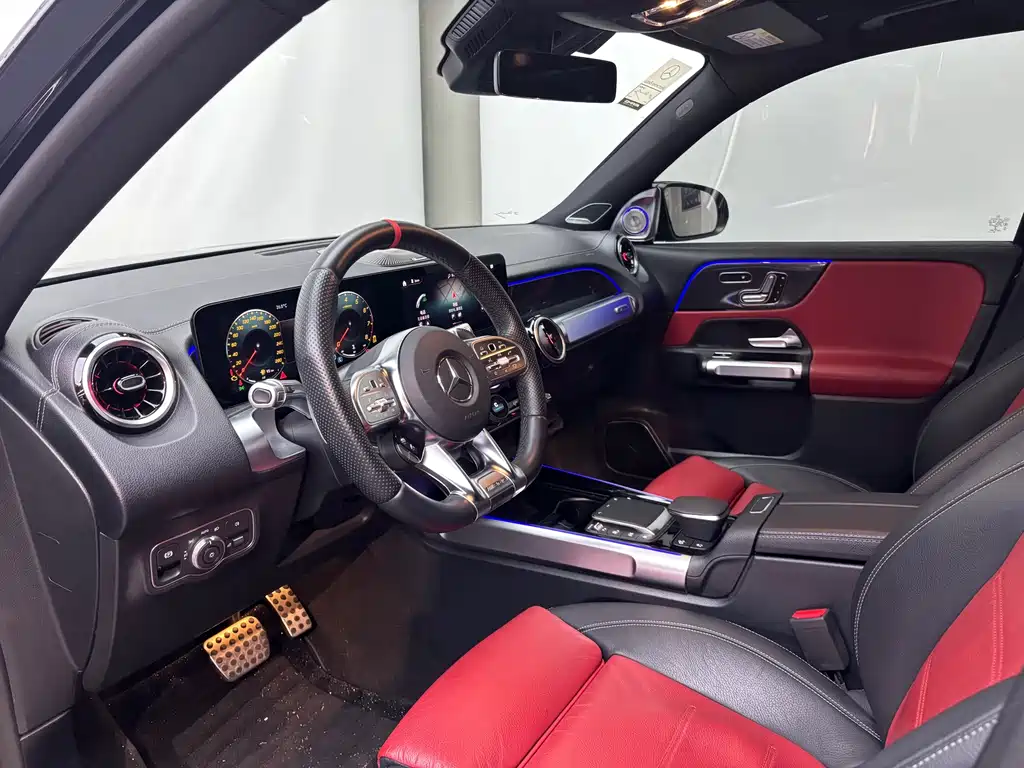Mercedes-Benz GLB AMG 2023 — фото 9
