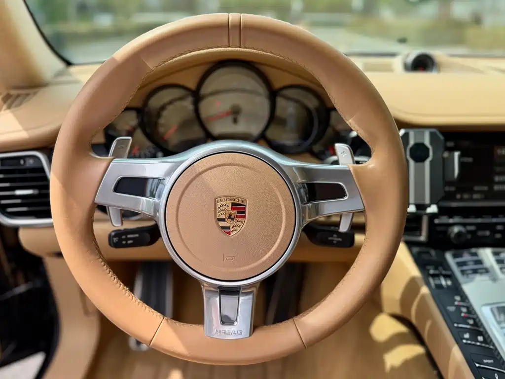 Porsche Panamera 2015 — фото 7