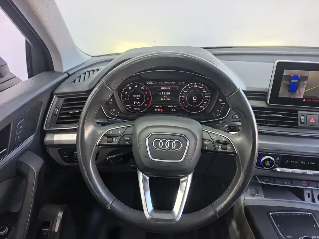 Audi Q5L 2019 — фото 7
