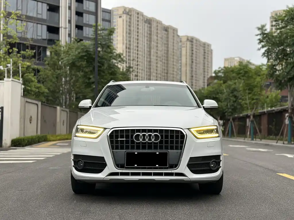 Audi Q3 2015