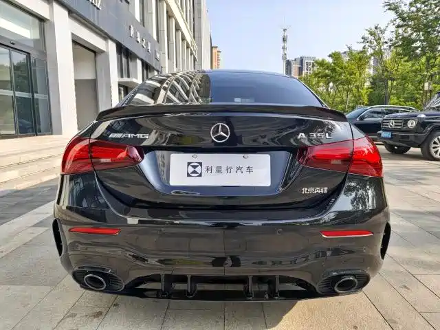 Mercedes-Benz A-Class AMG 2025 — фото 6