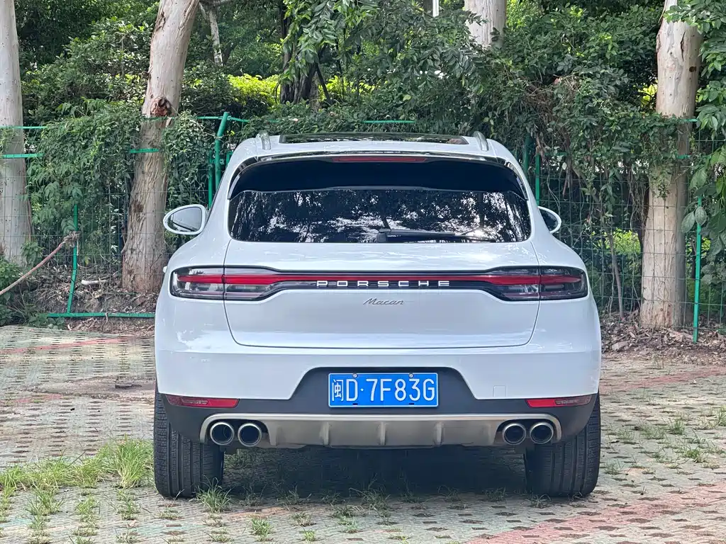 Porsche Macan 2021 — фото 9