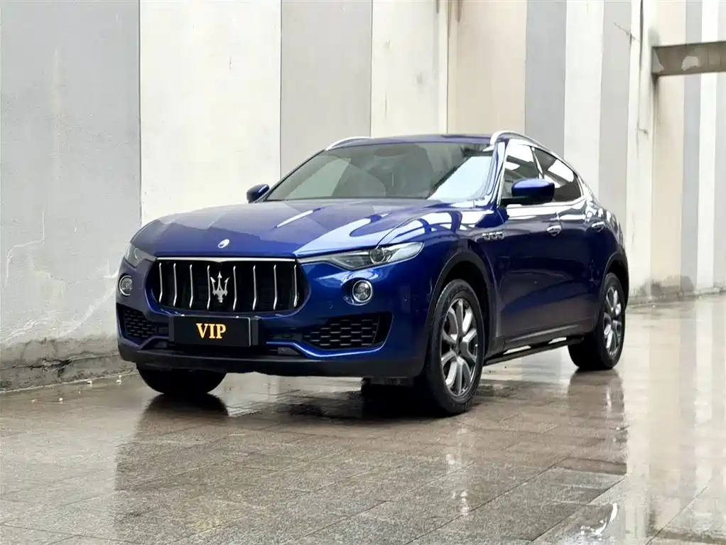 Maserati Levante 2018 — фото 1