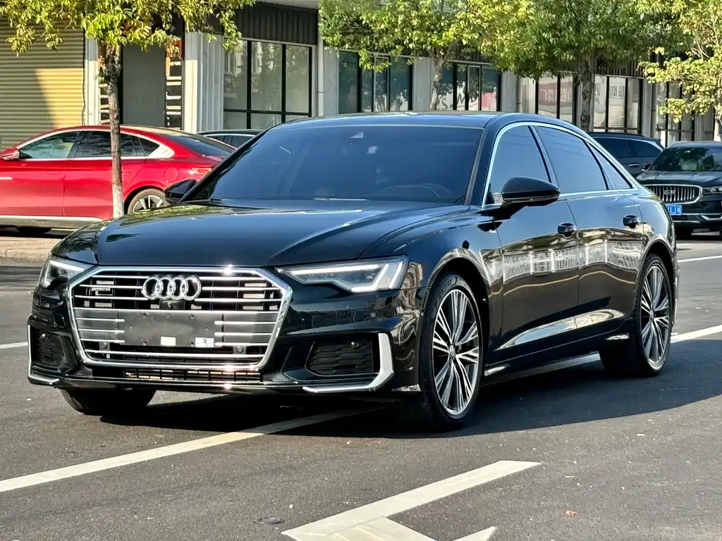 Audi A6L 2021 — фото 1