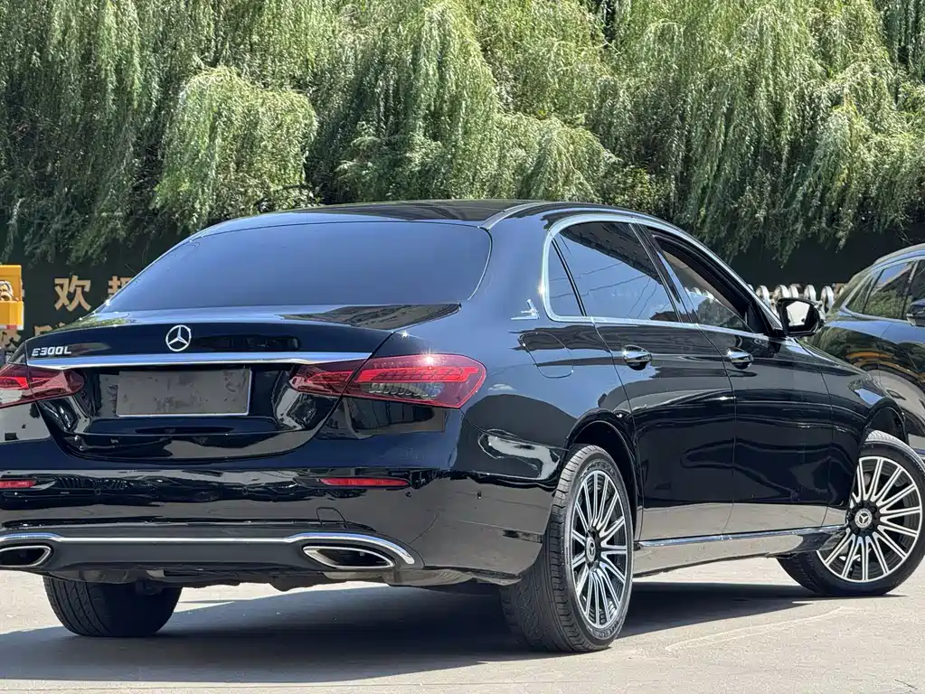 Mercedes-Benz E-Class 2019 — фото 6