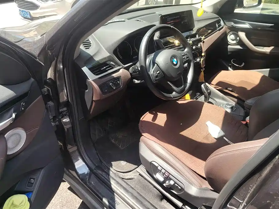 BMW X1 2021 — фото 9