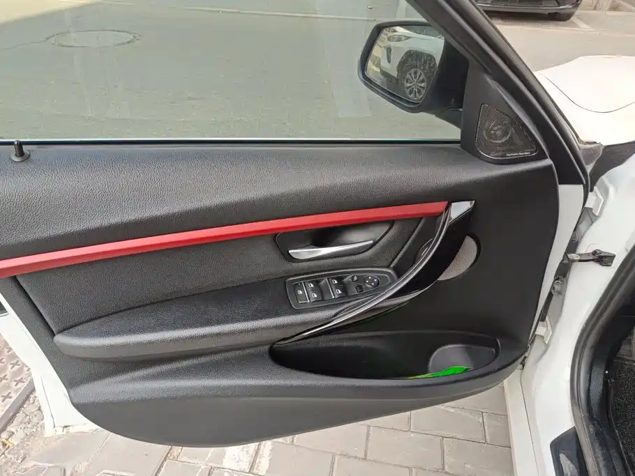 BMW 3 Series 2017
