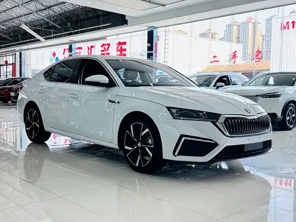 Skoda Octavia 2023