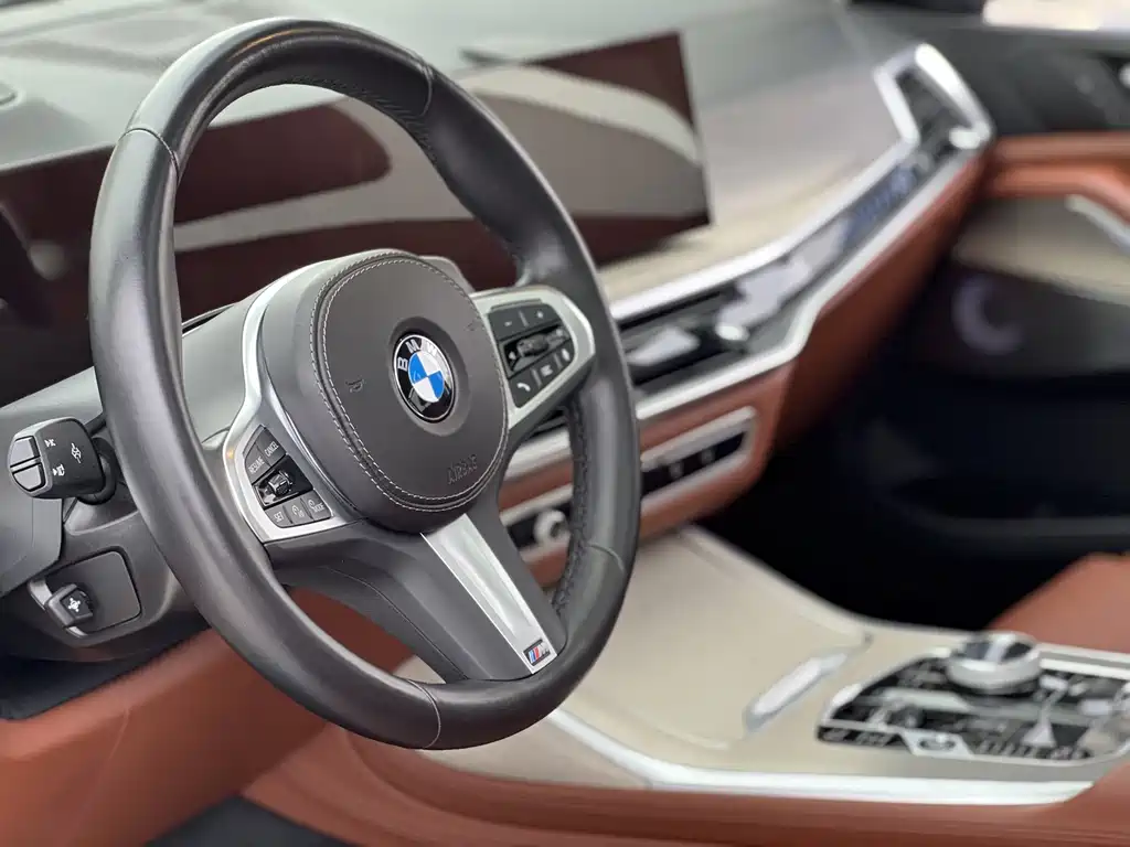 BMW X7 2023 — фото 21