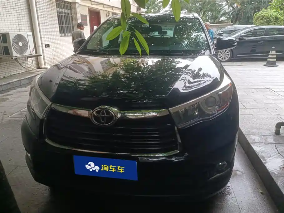 Toyota Highlander 2016 — фото 2