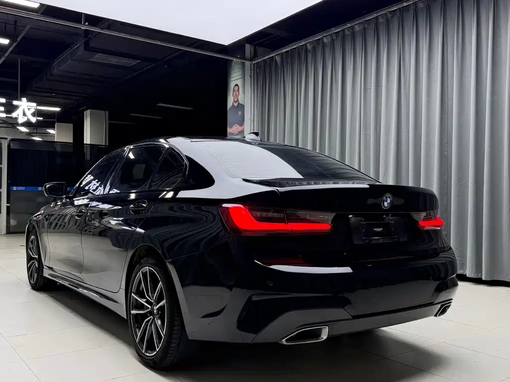 BMW 3 Series 2022