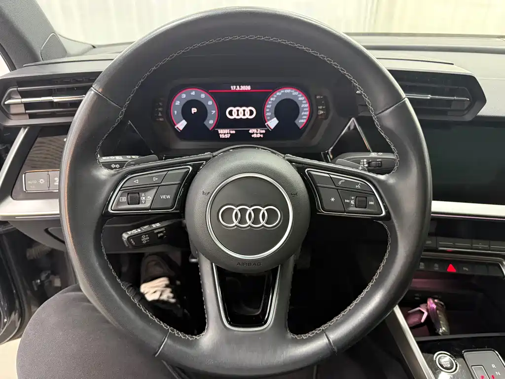 Audi A3 2024 — фото 13