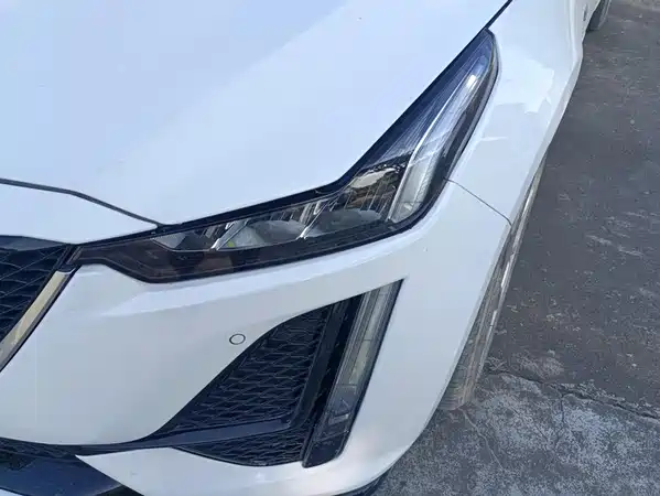 Cadillac CT5 2023