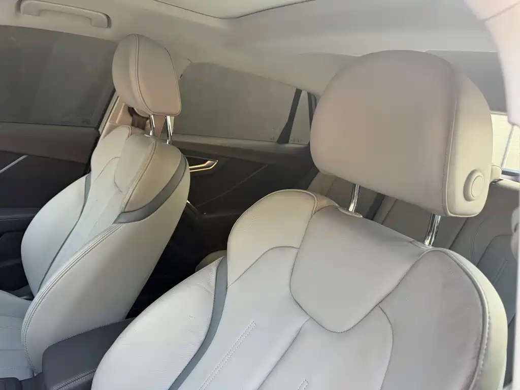 Audi Q2L 2022