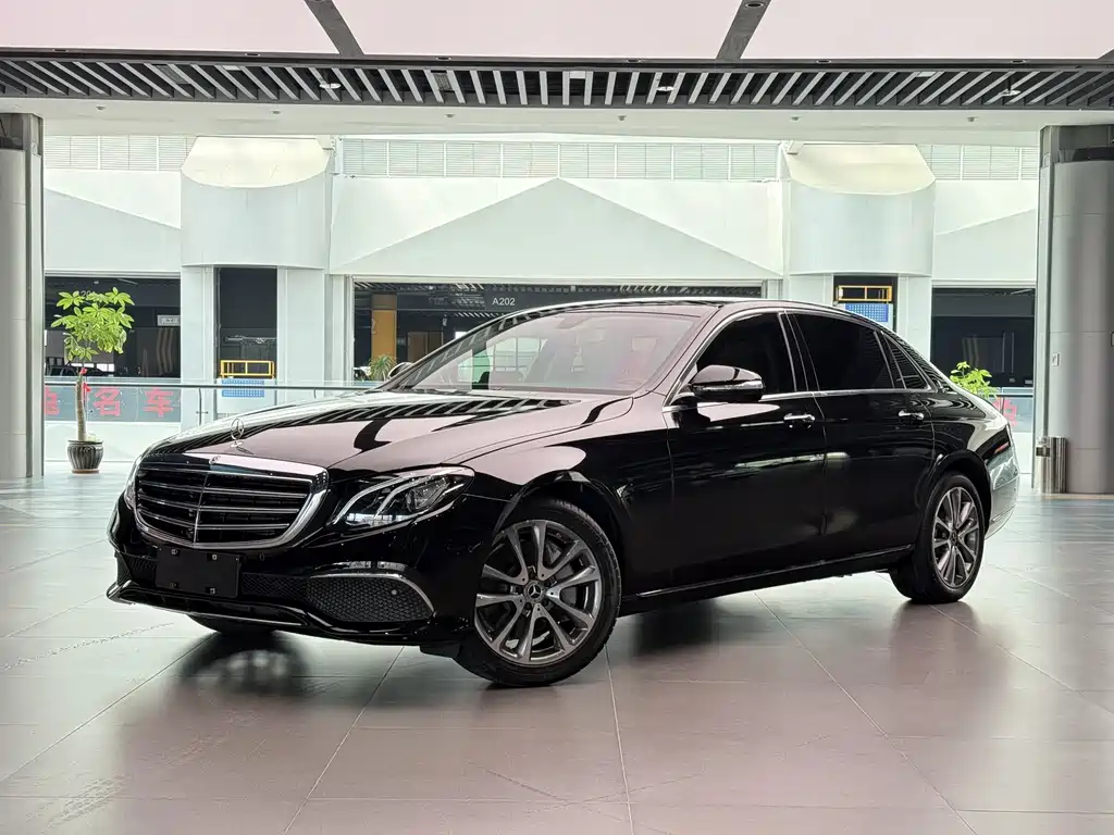 Mercedes-Benz E-Class 2019 — фото 1