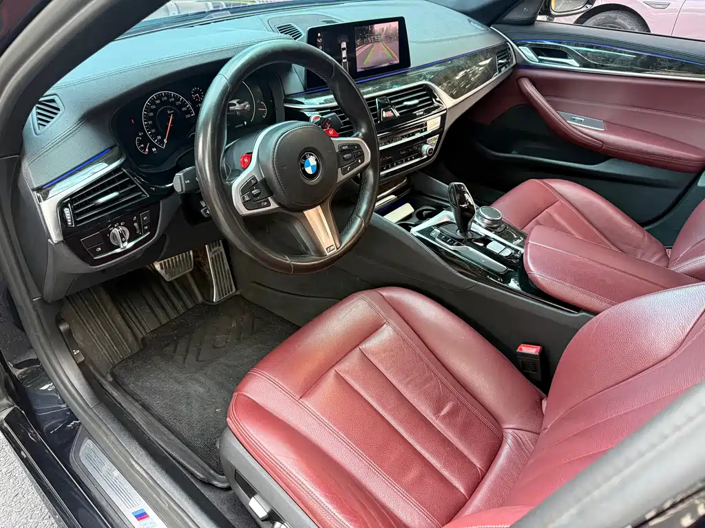 BMW 5 Series 2019