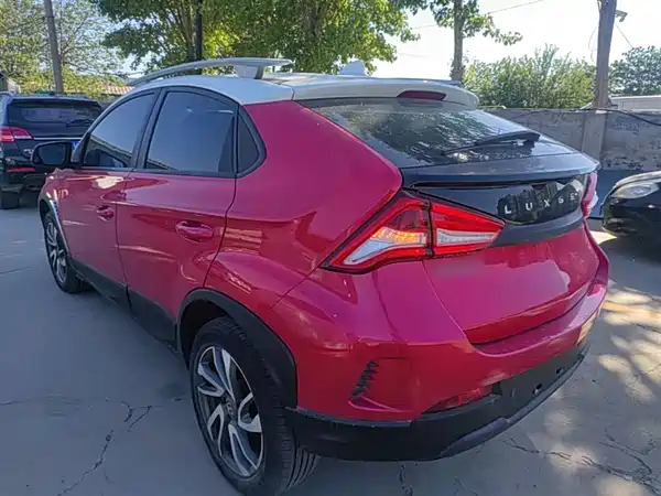 Luxgen U5 SUV 2017