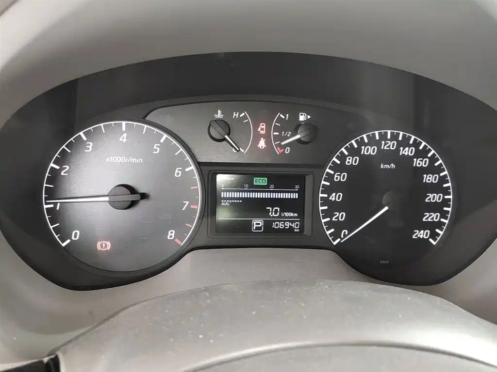 Nissan Sylphy 2015 — фото 12
