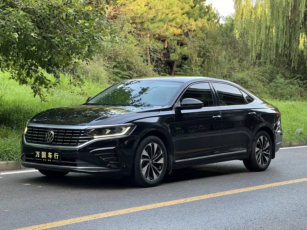 Volkswagen Passat 2021