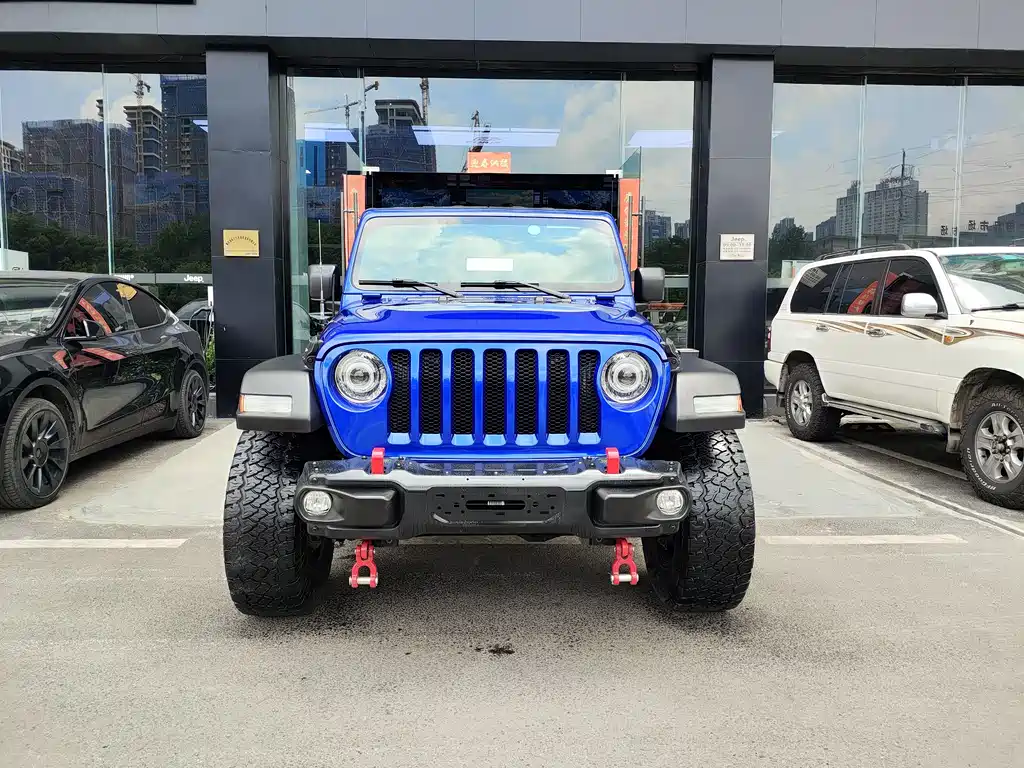 Jeep Wrangler 2020 — фото 2