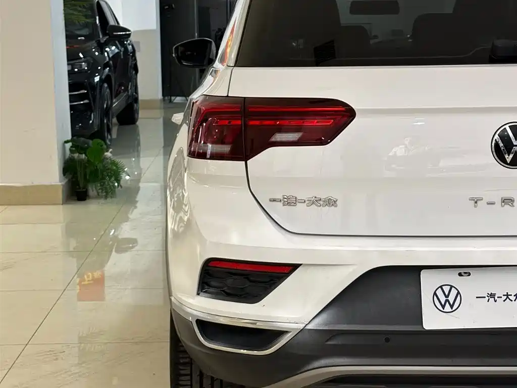 Volkswagen T-Roc 2021 — фото 15
