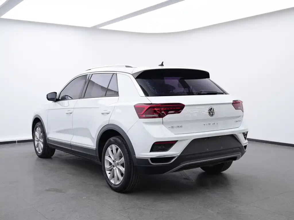 Volkswagen T-Roc 2021 — фото 6