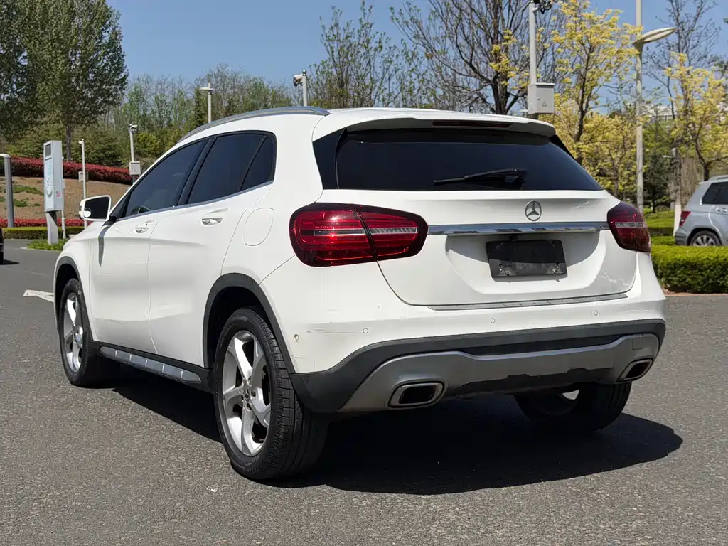 Mercedes-Benz GLA 2018 — фото 3