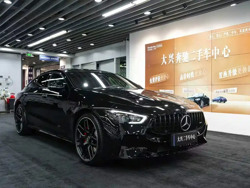 Mercedes-Benz AMG GT 2025 — фото 4