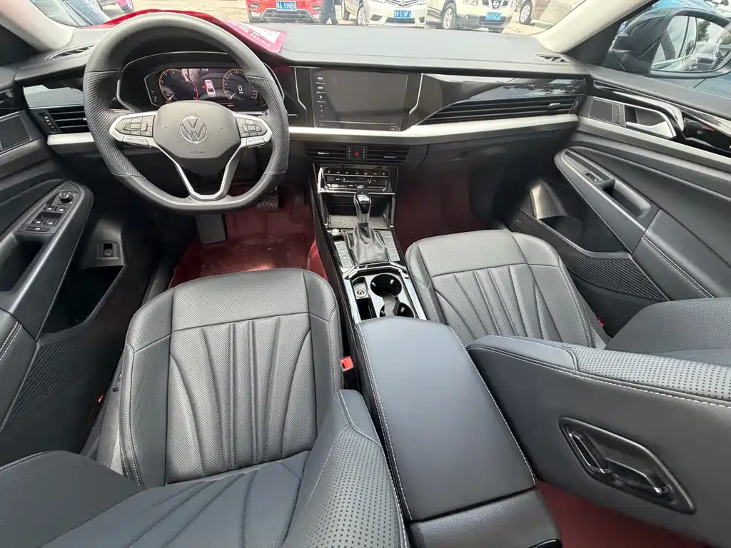 Volkswagen Passat 2025