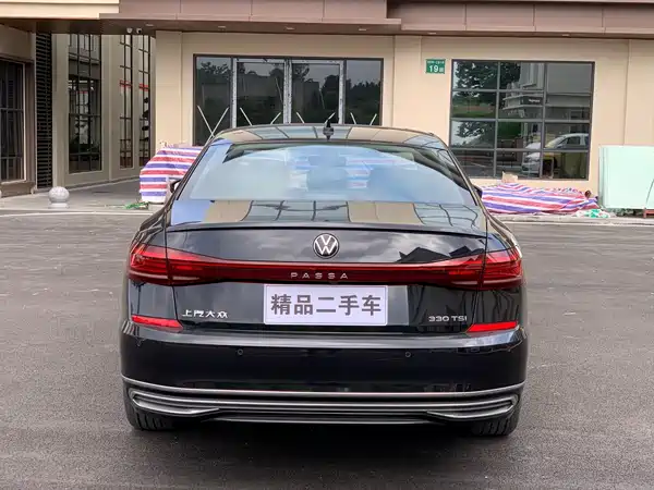 Volkswagen Passat 2023