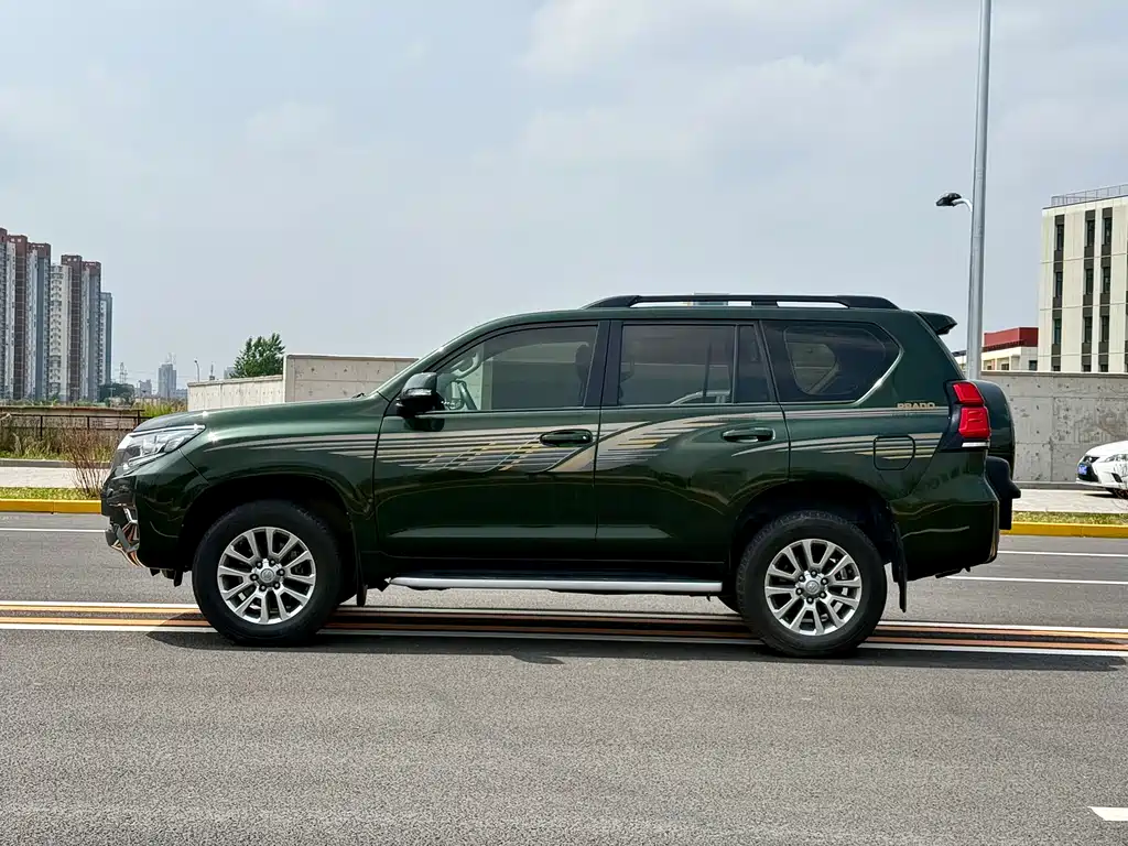 Toyota Prado 2019 — фото 5