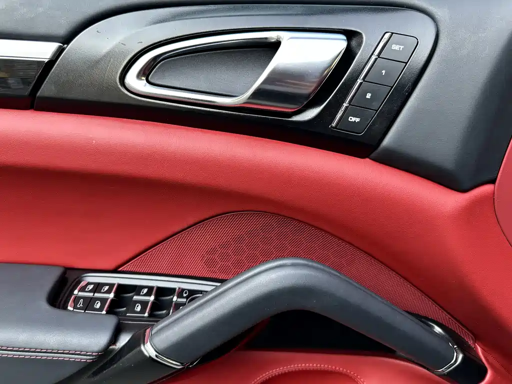 Porsche Cayenne 2012 — фото 18
