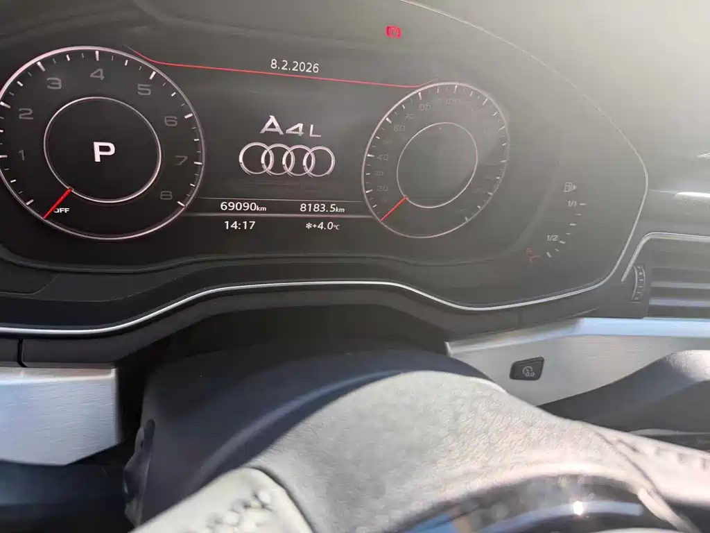 Audi A4L 2019 — фото 3