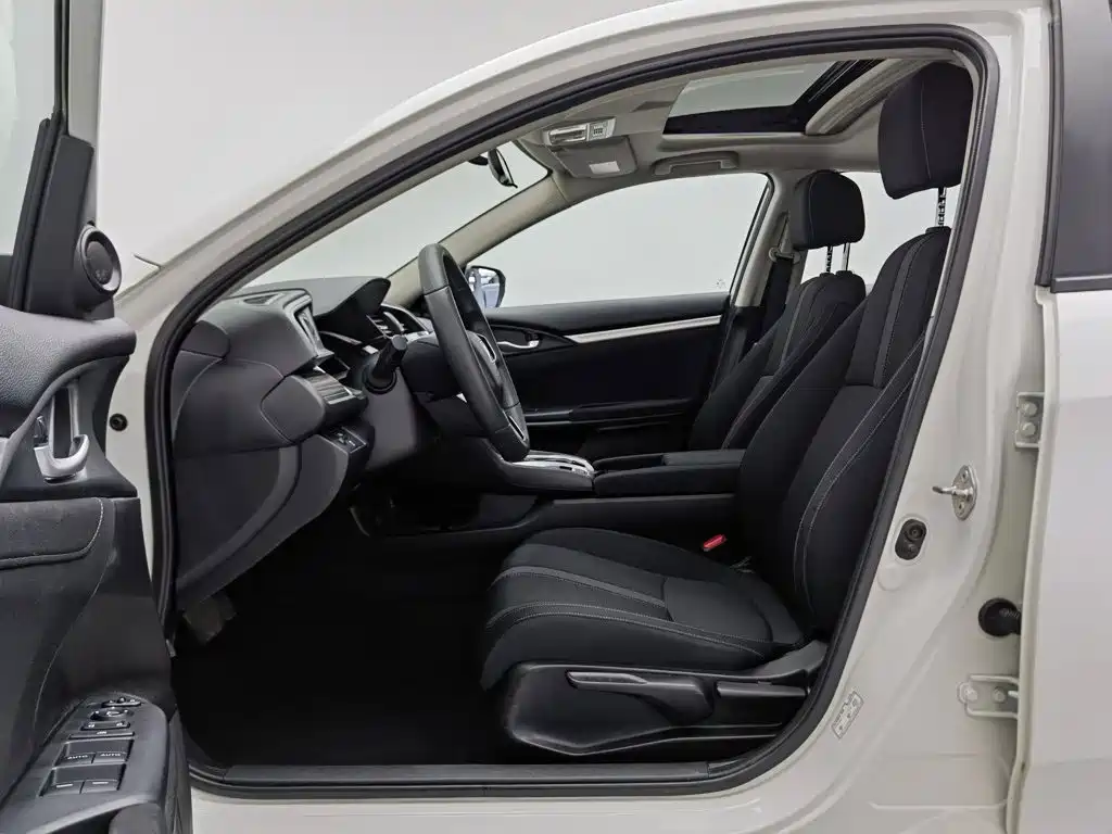 Honda Civic 2022 — фото 10