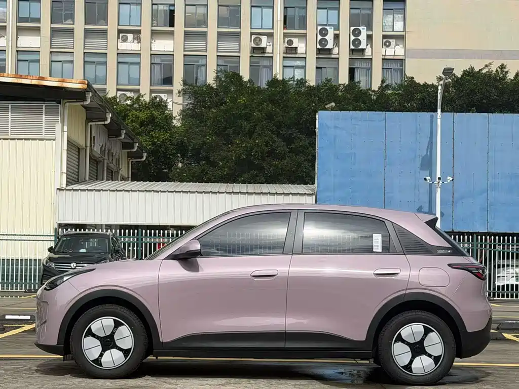 Geely Galaxy Starwish 2025