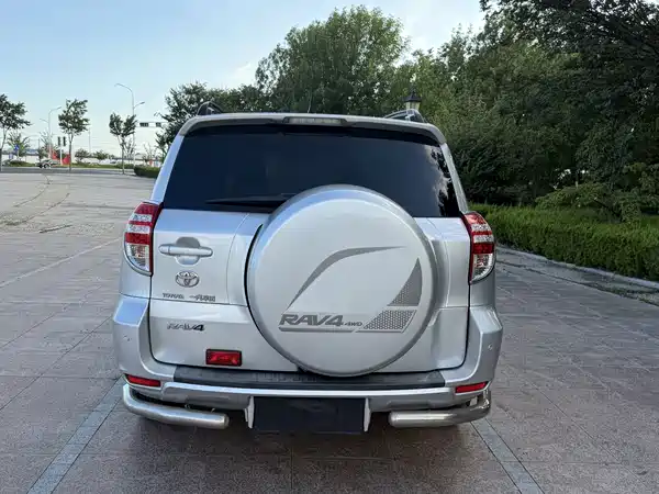Toyota RAV4 2012