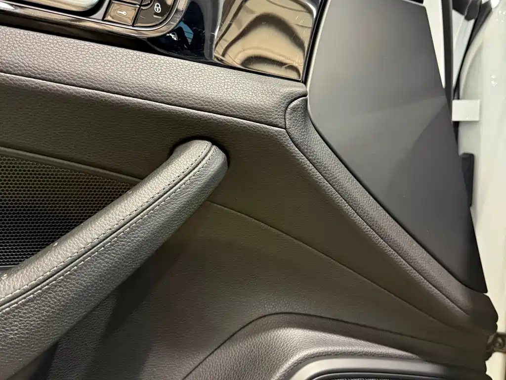 Porsche Panamera 2018 — фото 3
