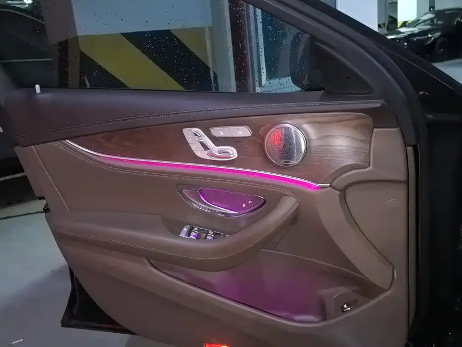 Mercedes-Benz E-Class 2023