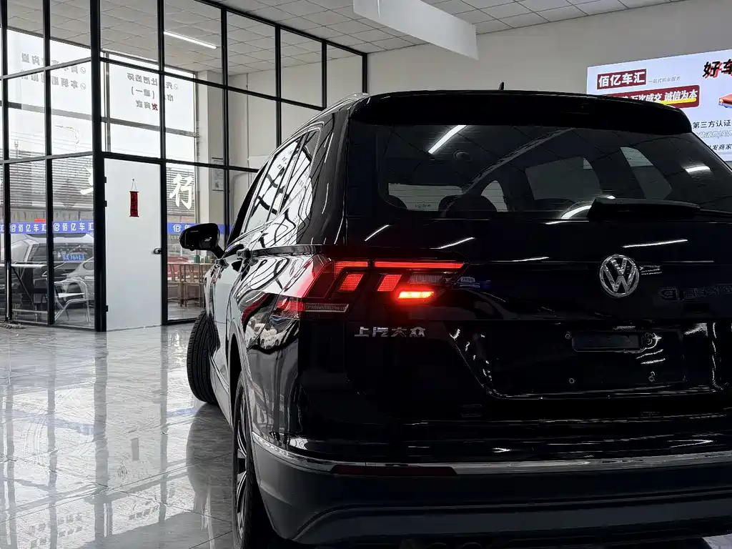 Volkswagen Tiguan L 2019 — фото 5