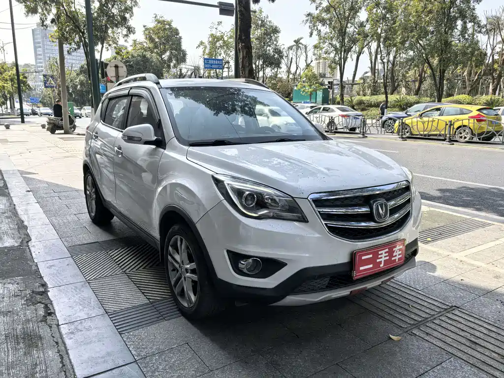 Changan CS35 2018 — фото 3