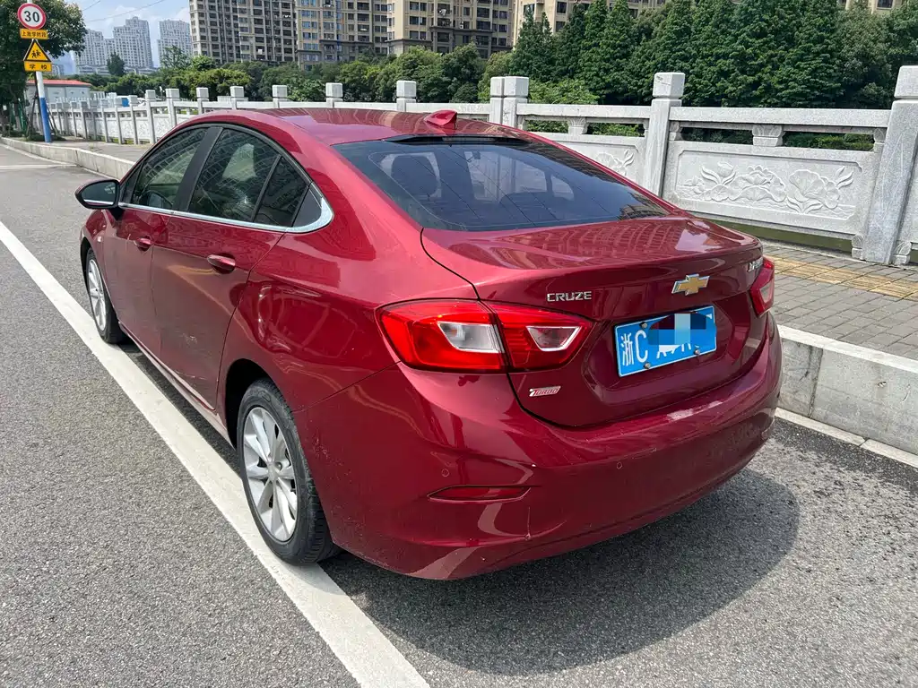 Chevrolet Cruze 2017 — фото 4