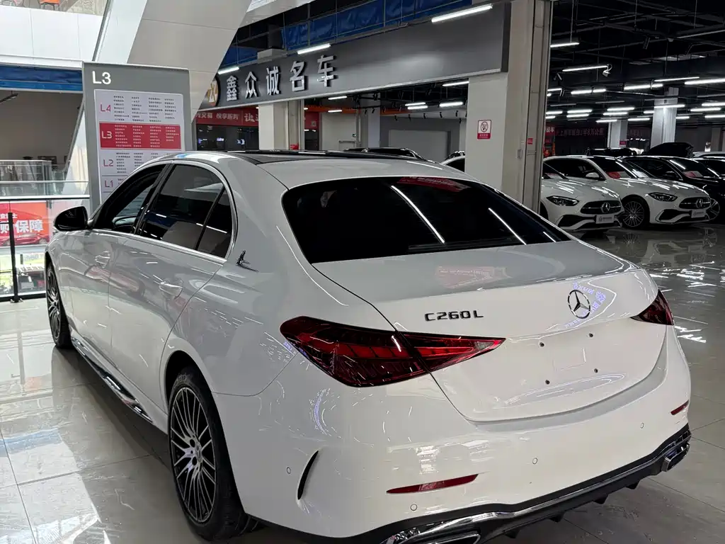 Mercedes-Benz C-Class 2022 — фото 7