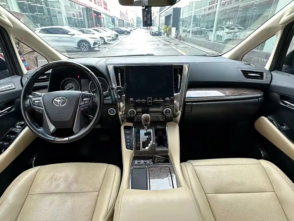 Toyota Vellfire 2021 — фото 4