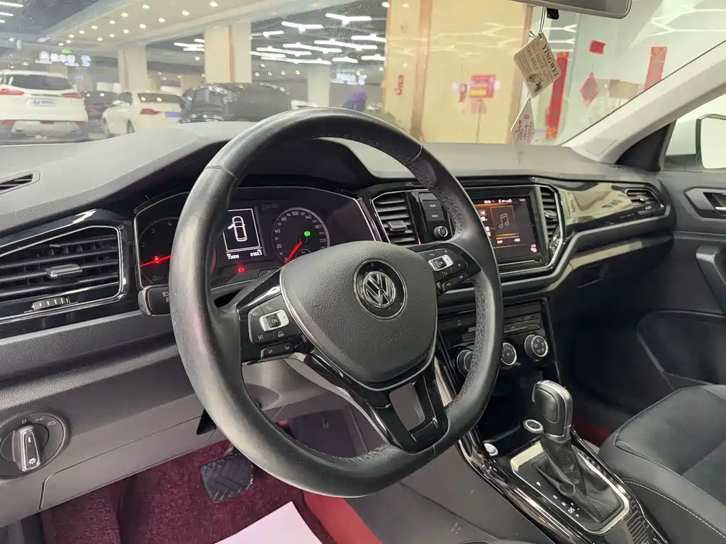 Volkswagen T-Roc 2020 — фото 7