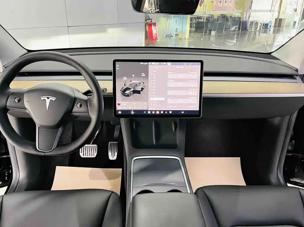 Tesla Model Y 2022 — фото 6