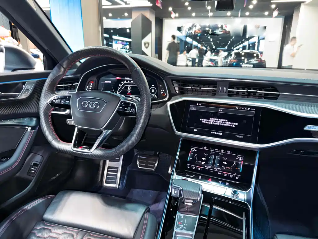 Audi RS 6 2023 — фото 22