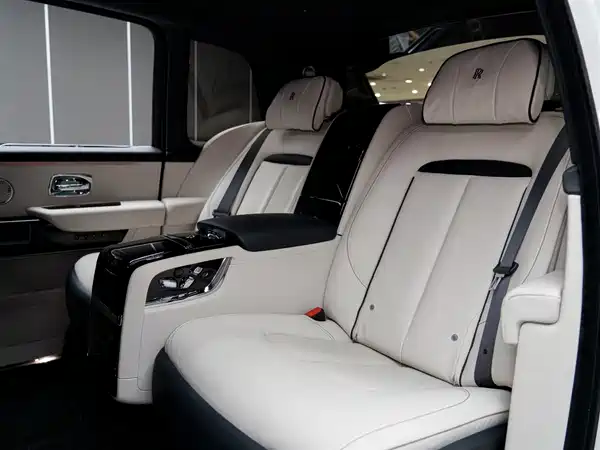 Rolls-Royce Cullinan 2018