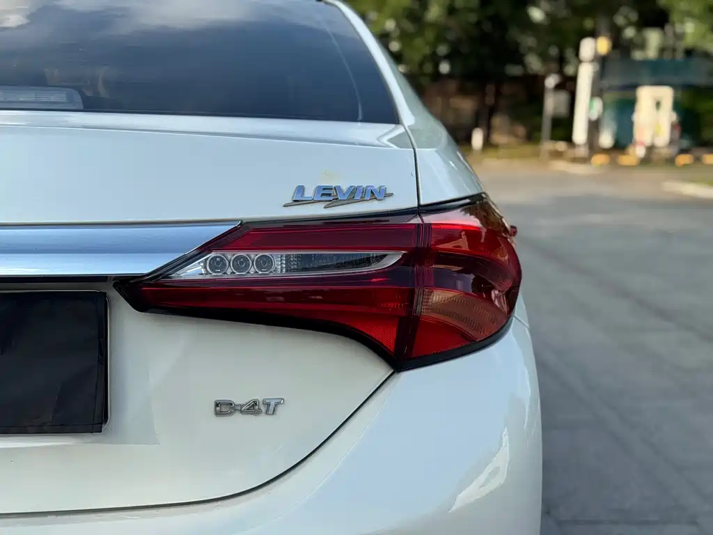 Toyota Levin 2017 — фото 16