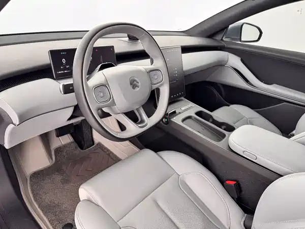 NIO ET5T 2024
